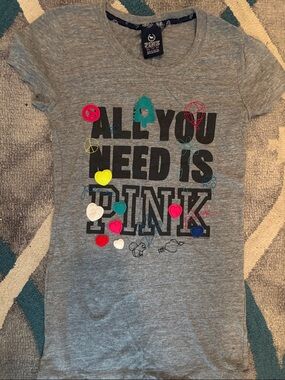 PINK Victoria's Secret Grey Graphic Tee with Multicolored Hearts